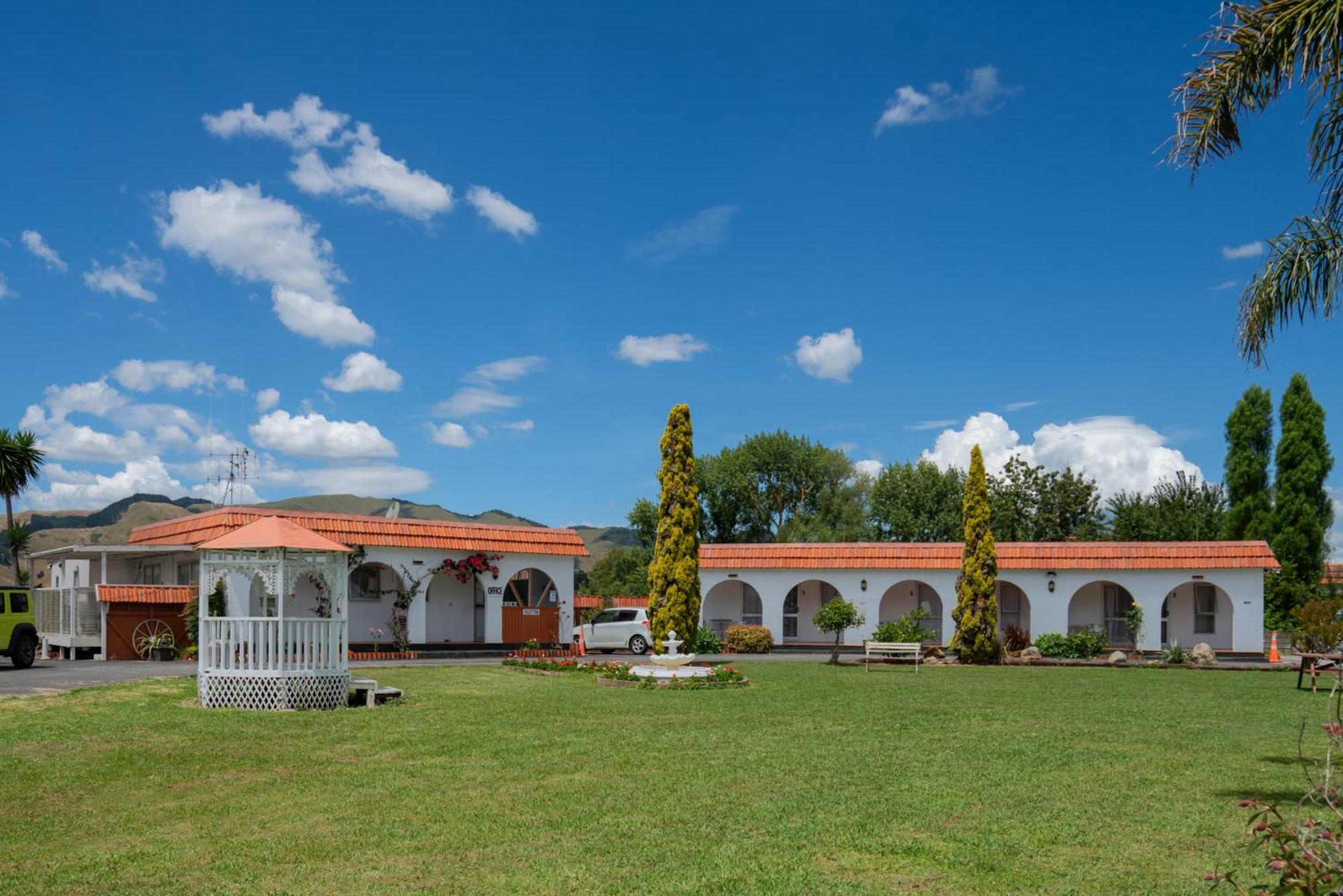 Casa Mexicana Paeroa Buitenkant foto